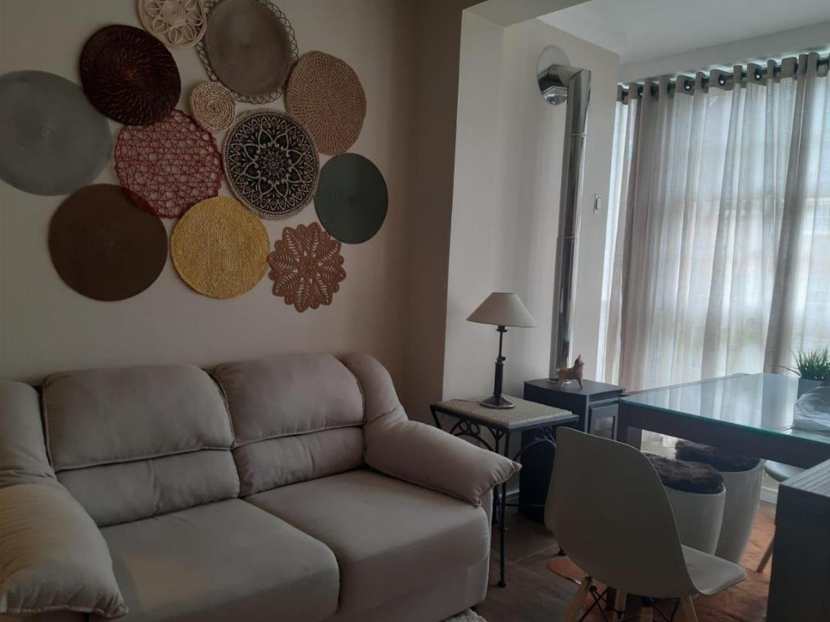 Confortável apartamento próximo ao Lago Negro Apartamento Gramado Exterior foto